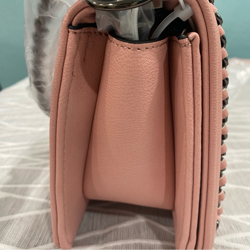 Fashion leather blush bag ad and wallet. - Picture 6 of 7